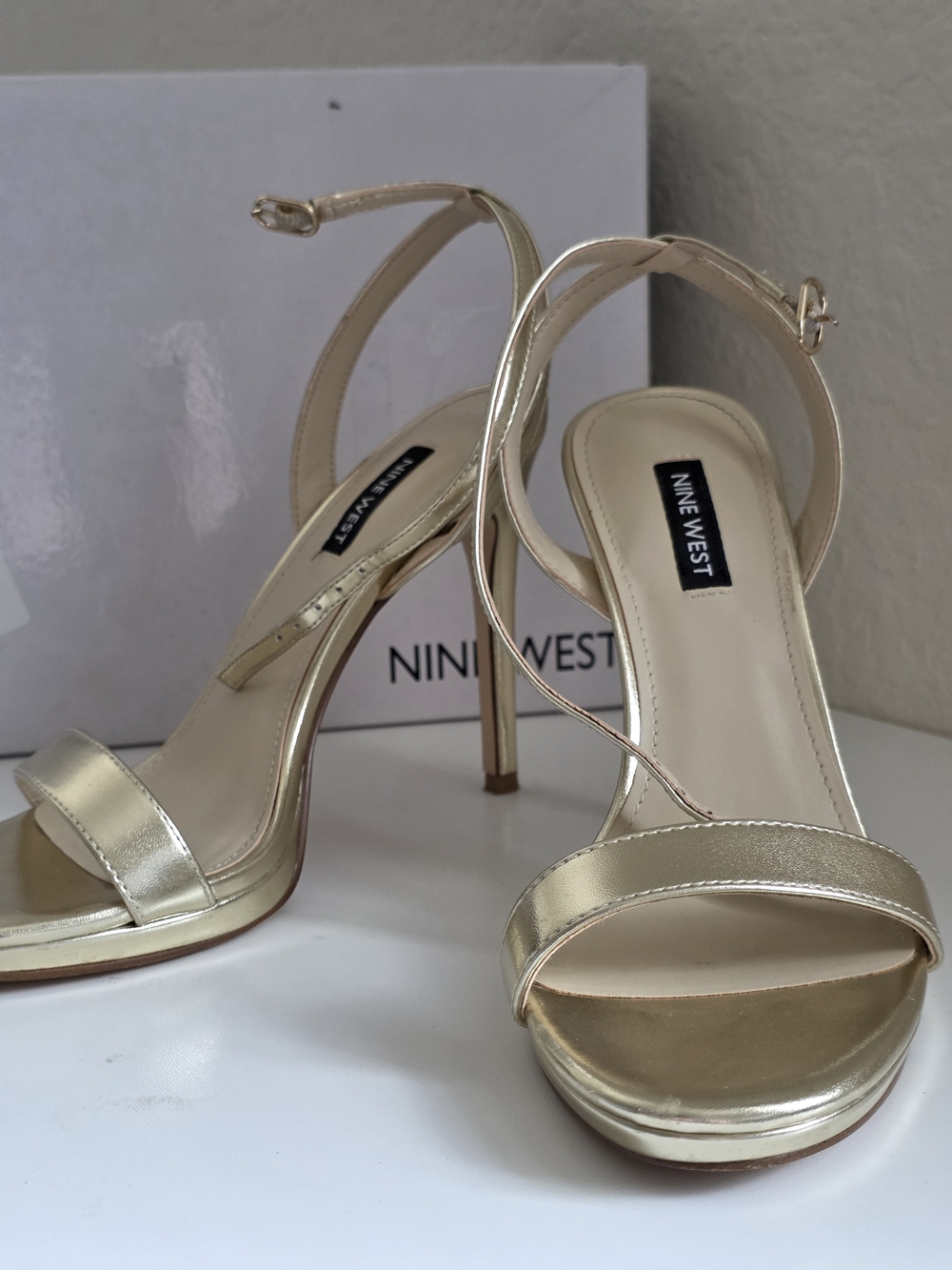 Nine West Loola Ankle Strap High Stiletto Sandals Gold Metallic Size 7.5